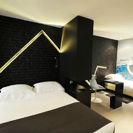 Hotel Arc De Triomphe Etoile