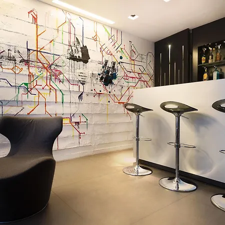 Arc De Triomphe Etoile Hotel 4*