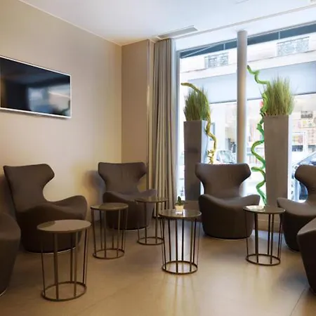 Arc De Triomphe Etoile 4*