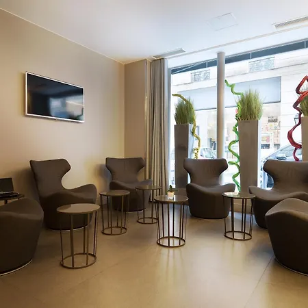 Arc De Triomphe Etoile 4*