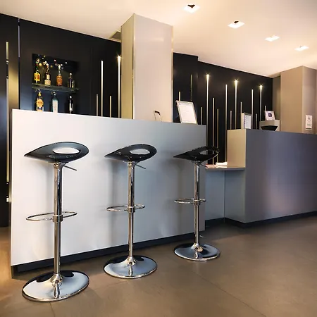 Hotel Arc De Triomphe Etoile Paříž