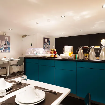 Arc De Triomphe Etoile 4*