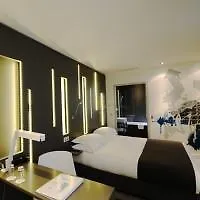 Отель Arc De Triomphe Etoile 4*
