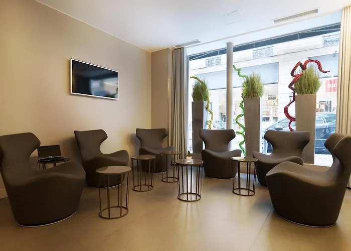 Arc De Triomphe Etoile 4*