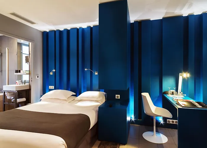 Arc De Triomphe Etoile 4*