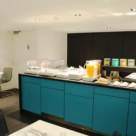 凯旋门之星酒店 巴黎