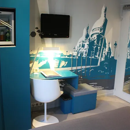 Hotel Arc De Triomphe Etoile 4*