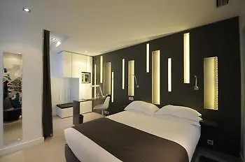 凯旋门之星酒店 4*