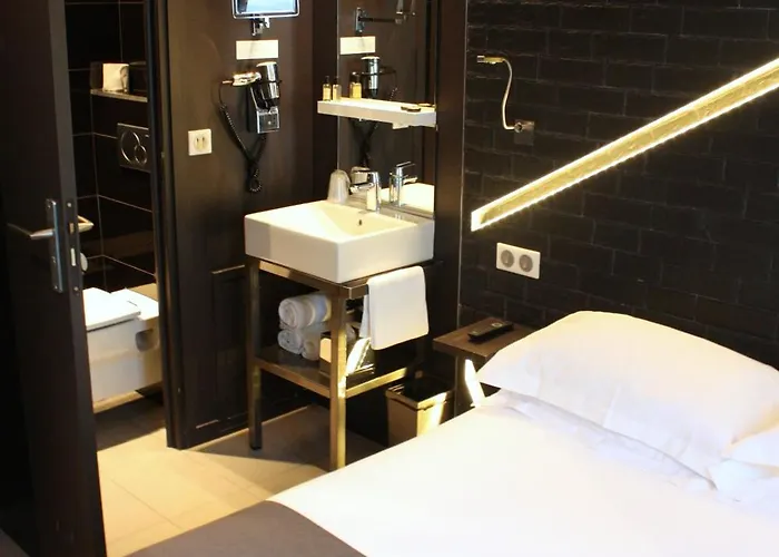 Hotel Arc De Triomphe Etoile Parigi