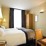 Arc De Triomphe Etoile Hotel