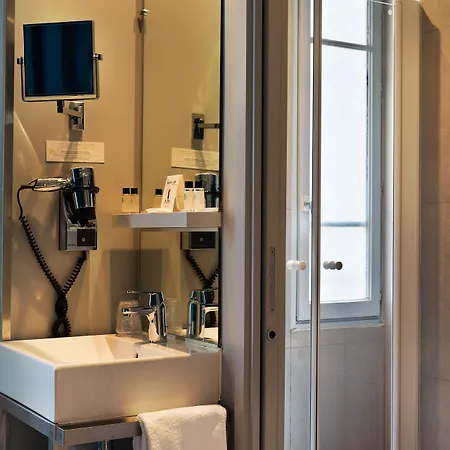 Arc De Triomphe Etoile 4*