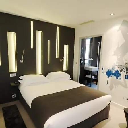 Arc De Triomphe Etoile 4* Paryż