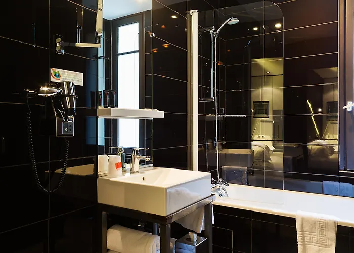 Arc De Triomphe Etoile 4* Paris