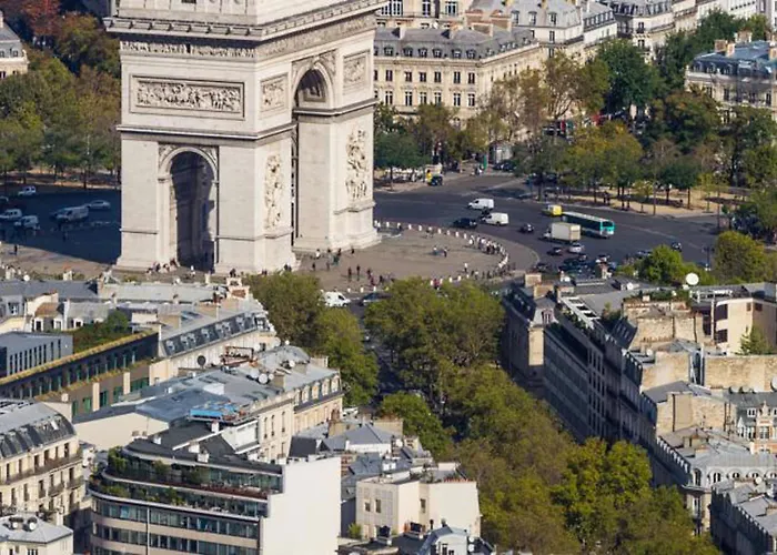 Arc De Triomphe Etoile