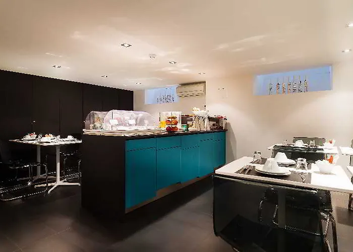 Hotel Arc De Triomphe Etoile